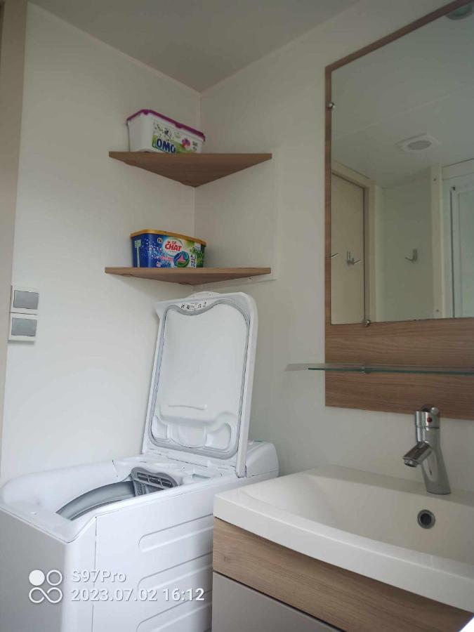 Mobil-Home 6/8 Personnes Au Domaine De Kerlann, 퐁타벤 외부 사진